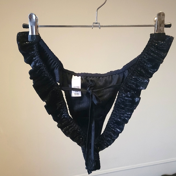 Cut Out Sparkly High Leg Panties - Picture 8 of 8